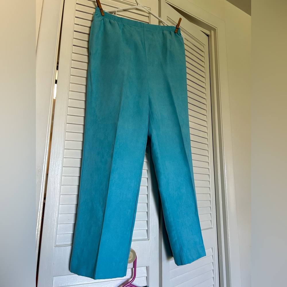 Women’s Drapers & Damons Aqua 2 piece Jacket and Pants Pantsuit Size Medium - Picture 3 of 7